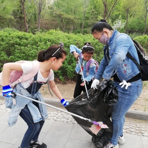 母女三人.jpg
