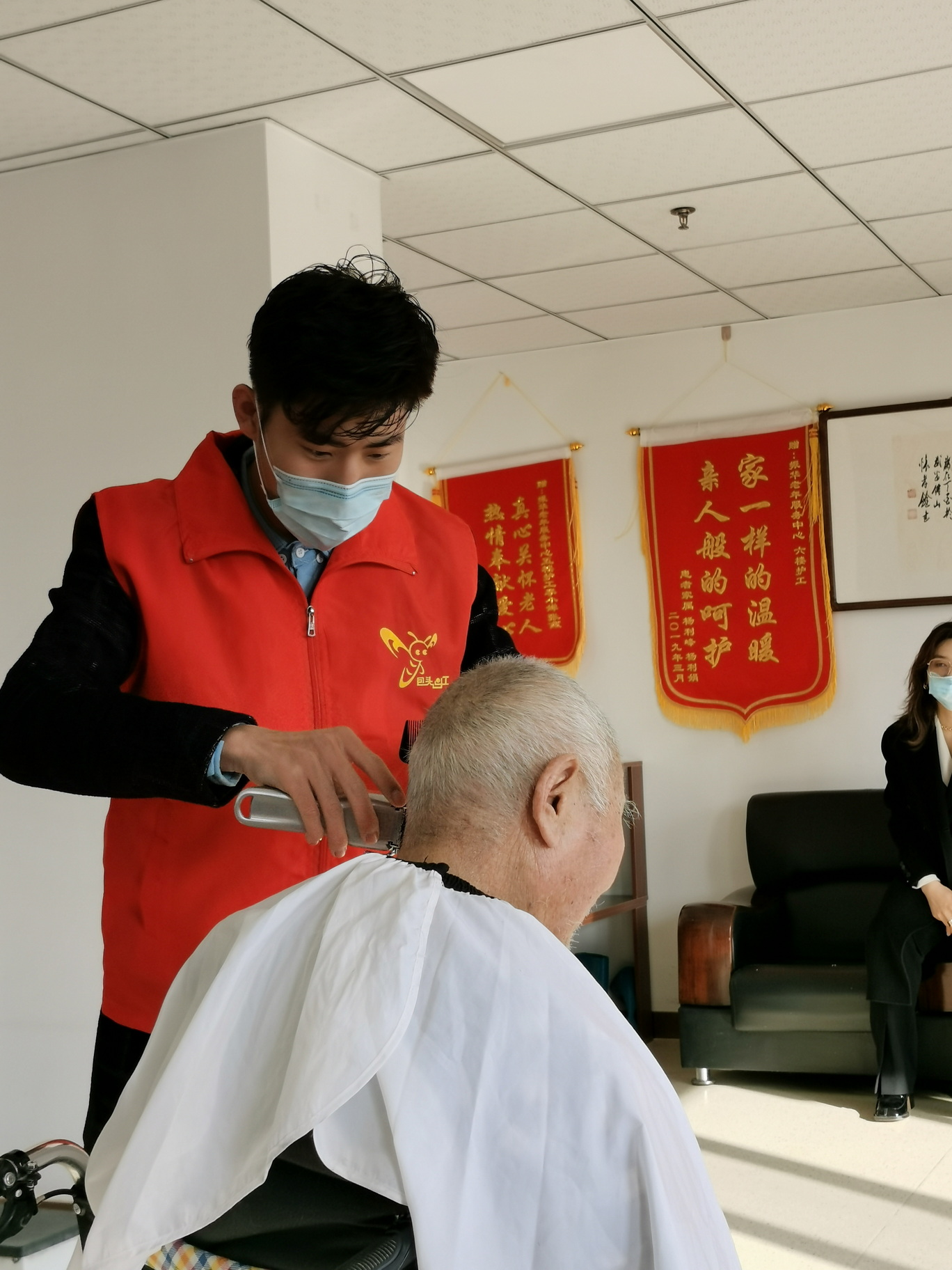 微信图片_2021101421063417.jpg